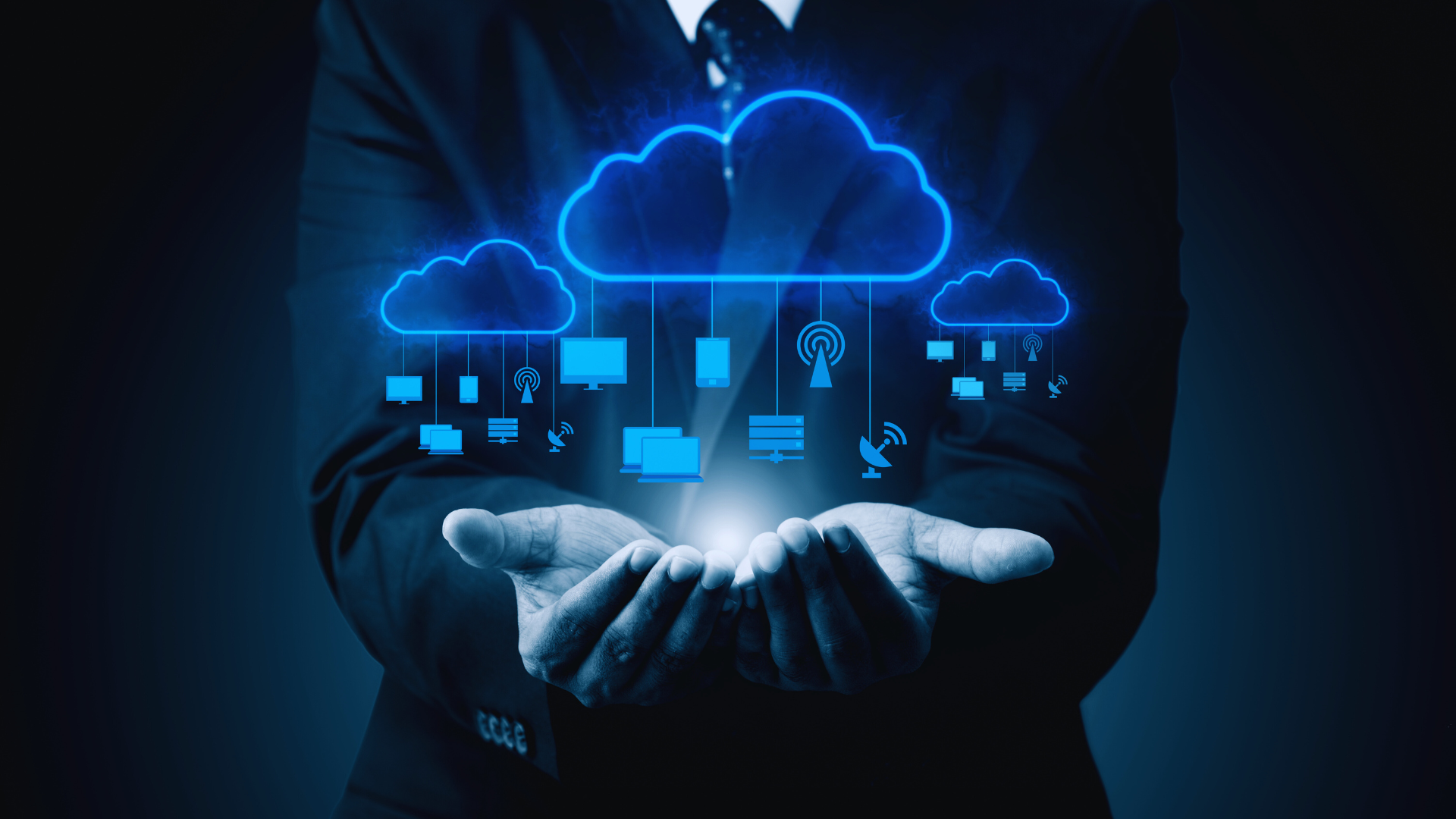 How Cloud Computing Is Changing Digital Life: Transforming Connectivity and Innovation